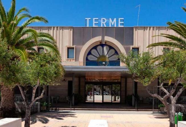 Appartamento Centralissimo Zona Terme Margherita Di Savoia Εξωτερικό φωτογραφία